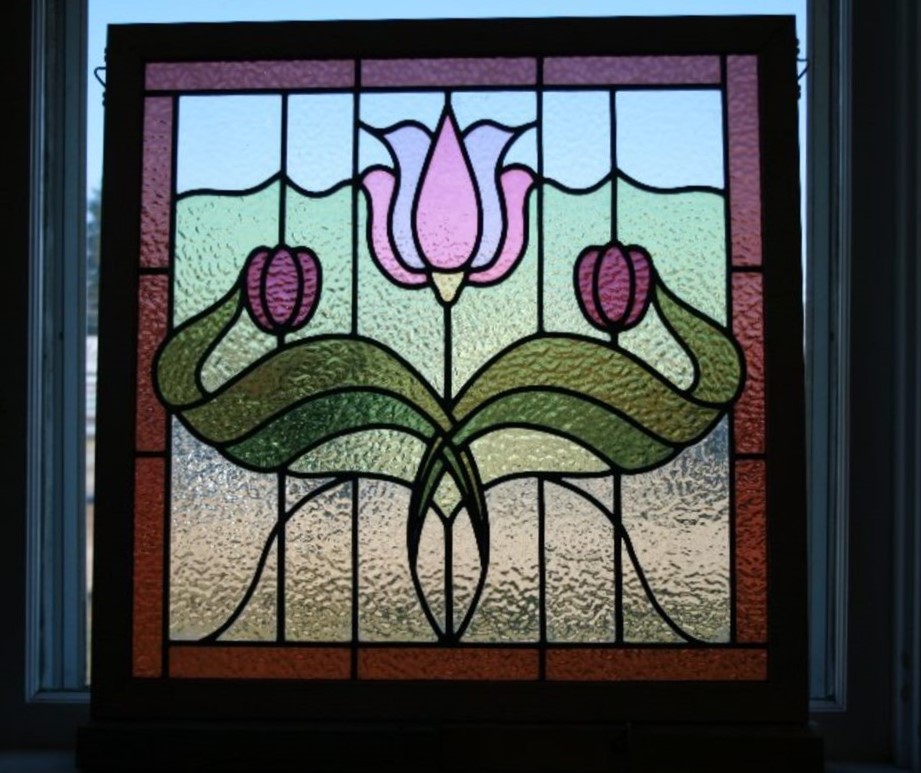 What Are the Advantages of Stained Glass Windows?